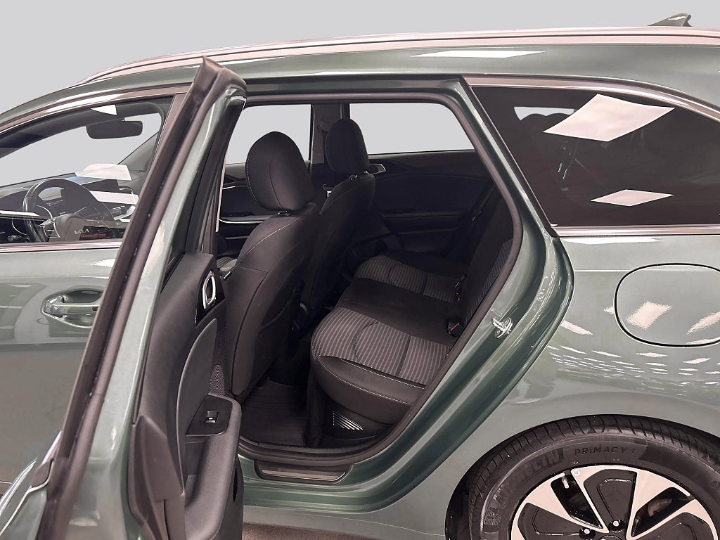 Kia Ceed 2024 - miniatyr 9