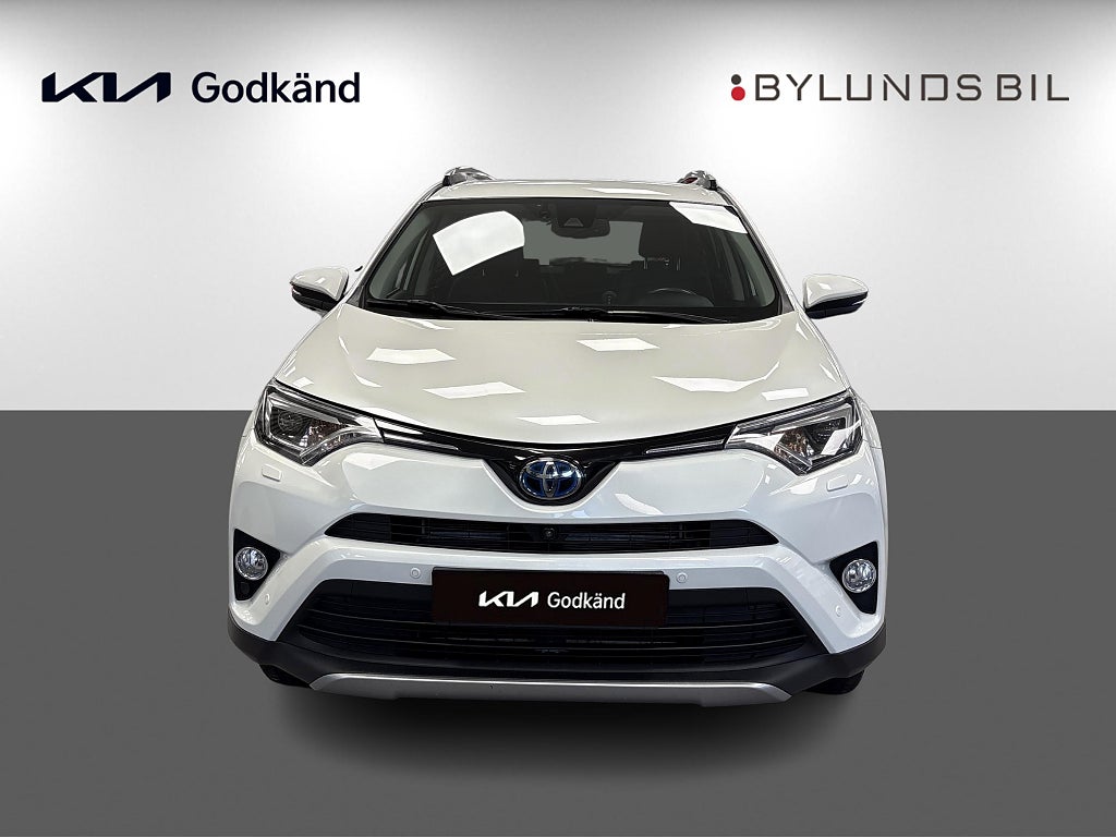 Toyota RAV4 2018 - miniatyr 2
