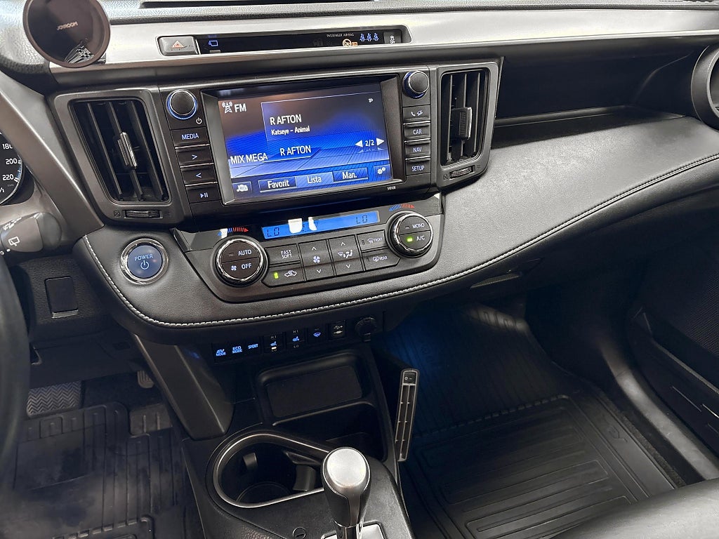 Toyota RAV4 2018 - miniatyr 13