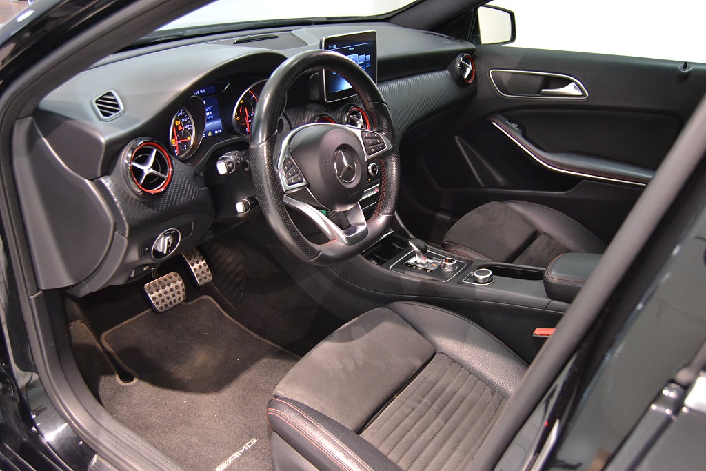 Mercedes-Benz A45 2016 - miniatyr 12