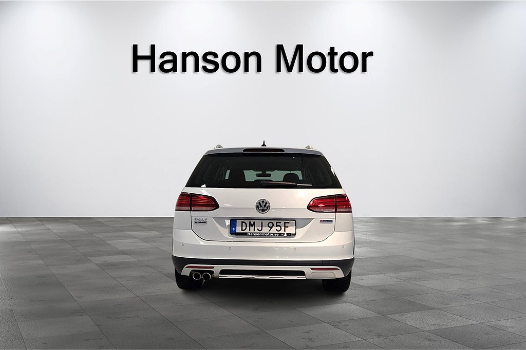 Volkswagen Golf Alltrack 2020 - miniatyr 3