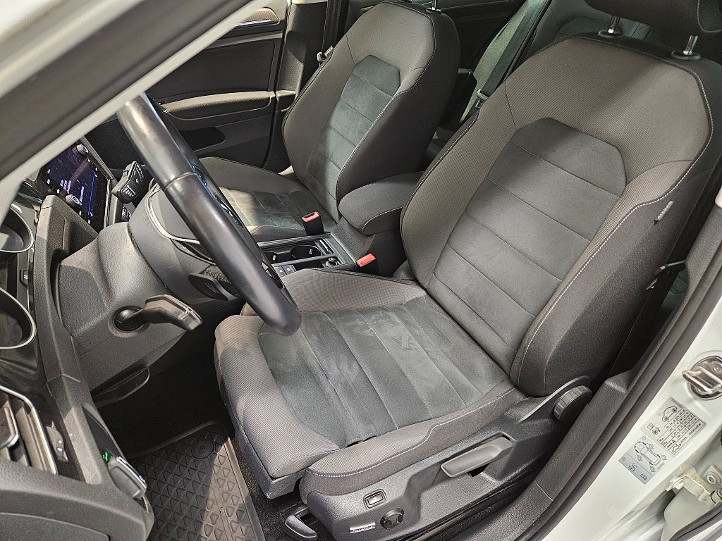 Volkswagen Golf Alltrack 2020 - miniatyr 7