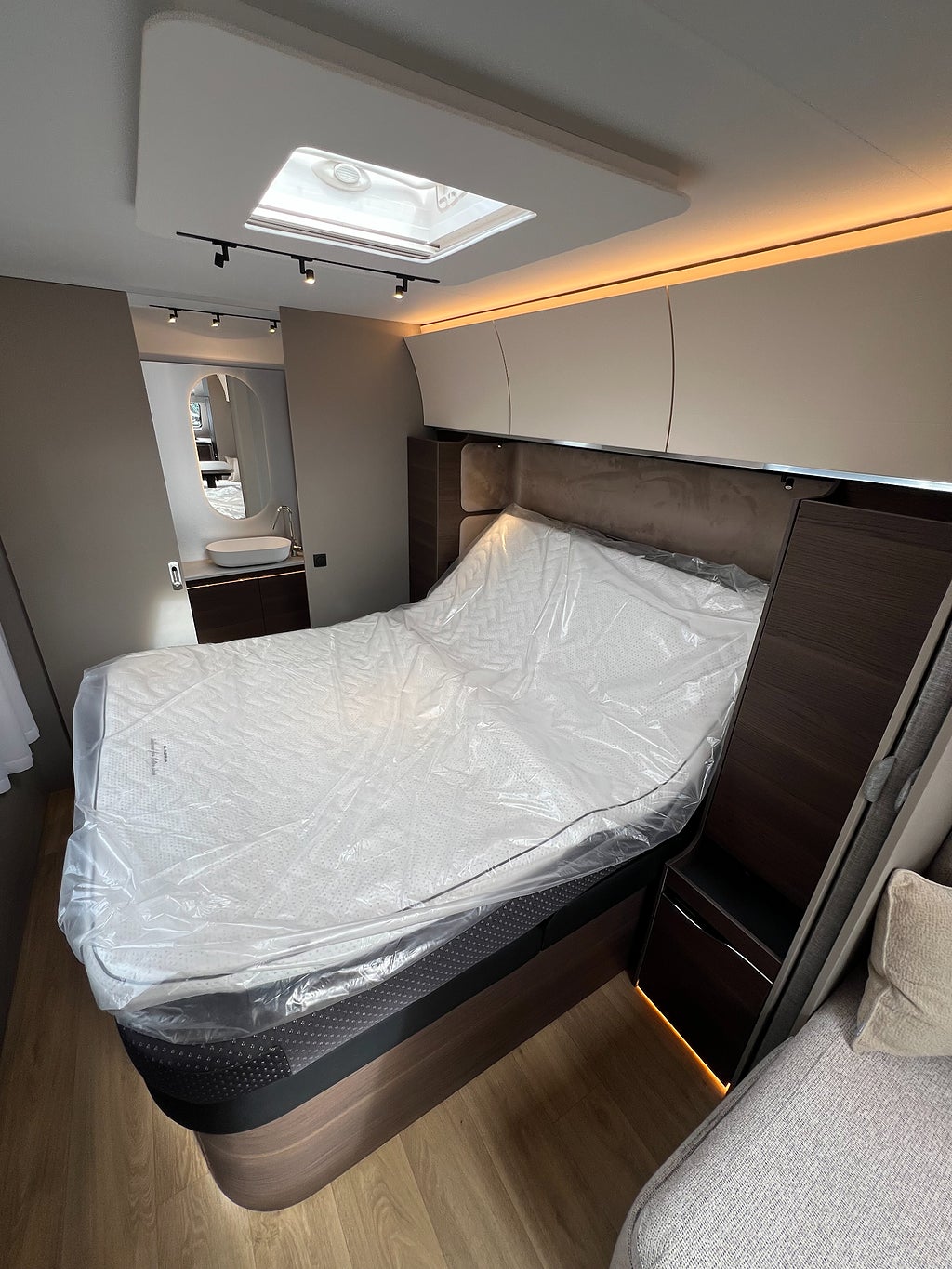 Adria ALPINA 663 HT 2027 - miniatyr 11