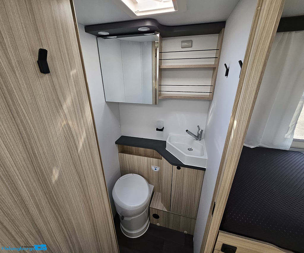 Sun Living S 75 SL Ford 165hk  *  B-körkort * Truma Diesel * Aut * 2027 - miniatyr 13