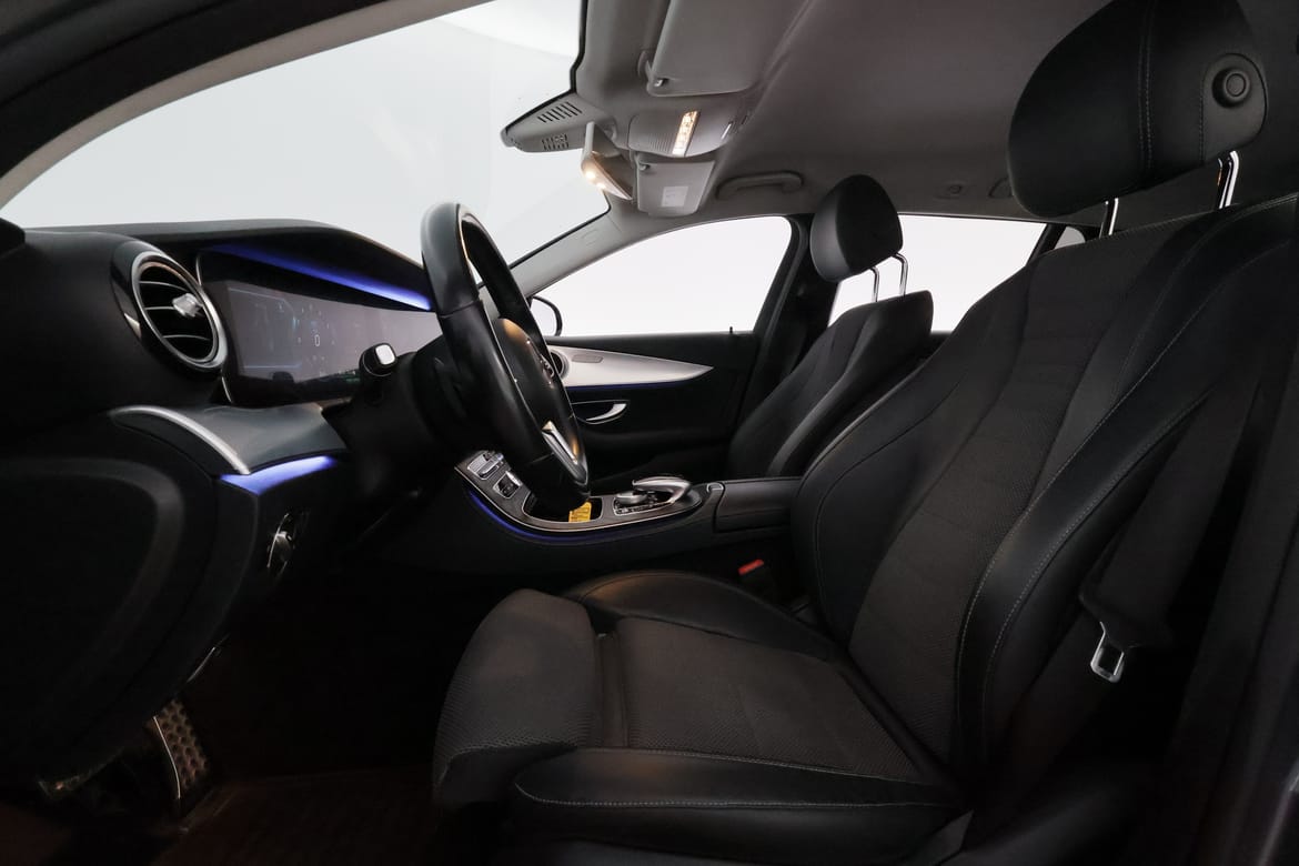 Mercedes-Benz E-Klass 2020 - miniatyr 11