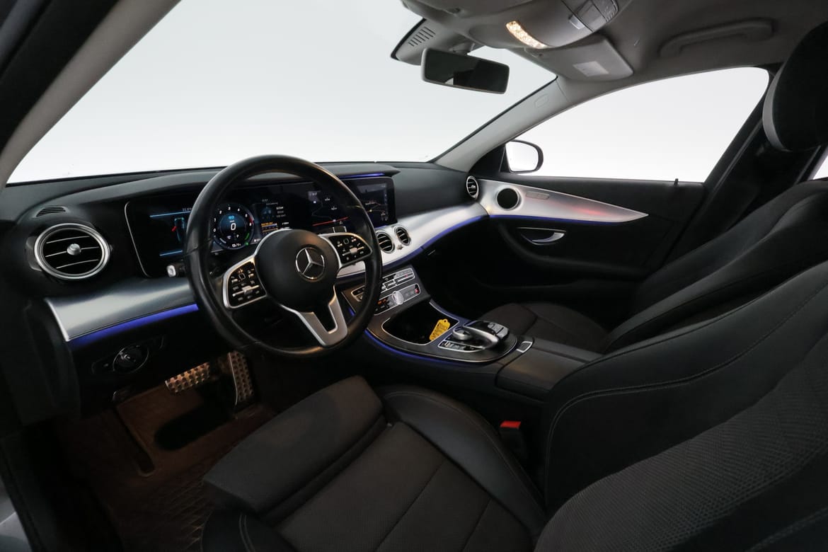 Mercedes-Benz E-Klass 2020 - miniatyr 13