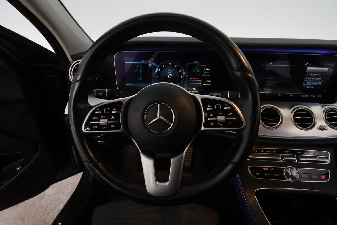 Mercedes-Benz E-Klass 2020 - miniatyr 16