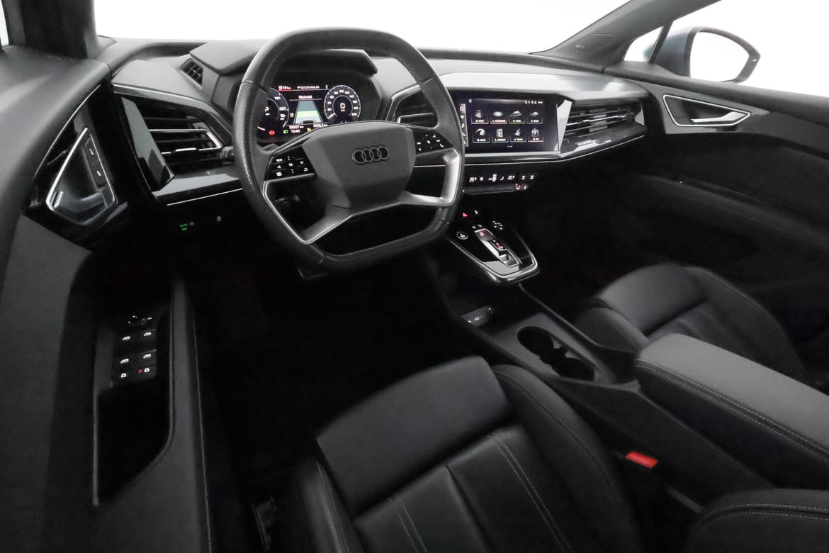Audi Q4 e-tron 2023 - miniatyr 12