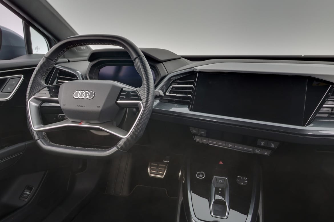 Audi Q4 e-tron 2023 - miniatyr 14