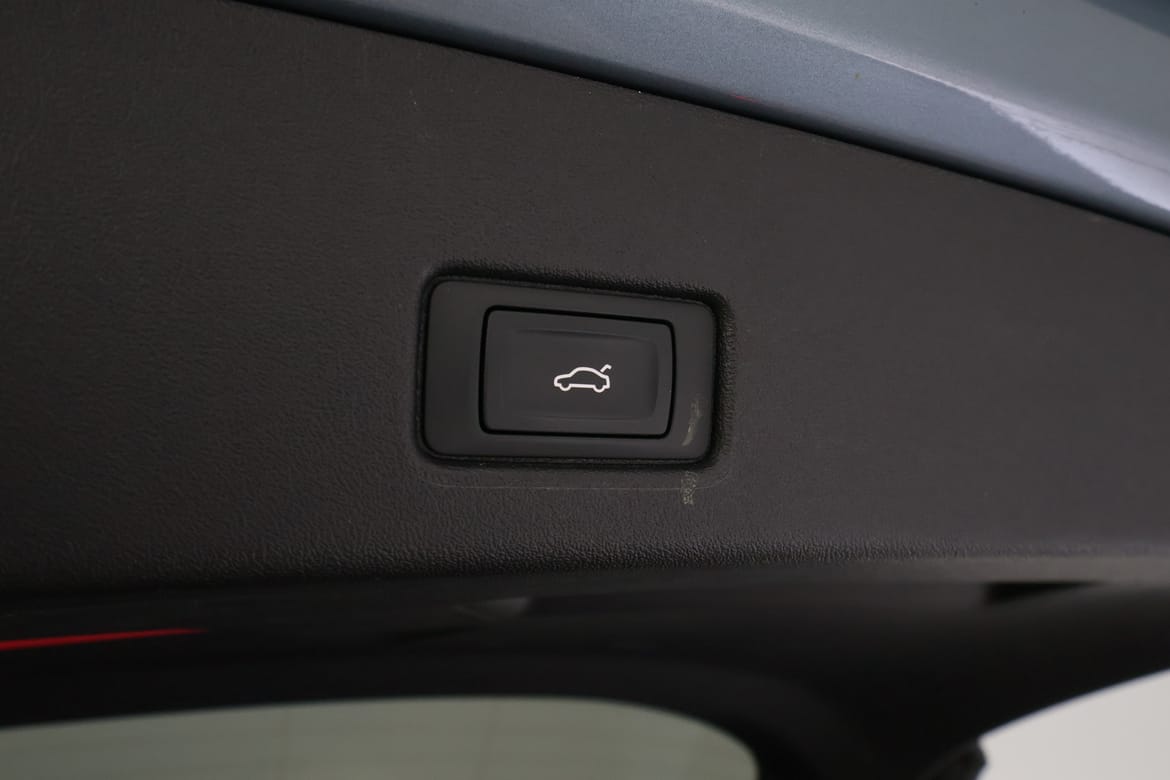 Audi Q4 e-tron 2023 - miniatyr 9
