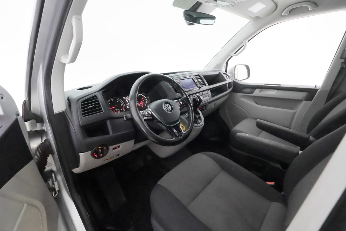 Volkswagen Transporter 2016 - miniatyr 11
