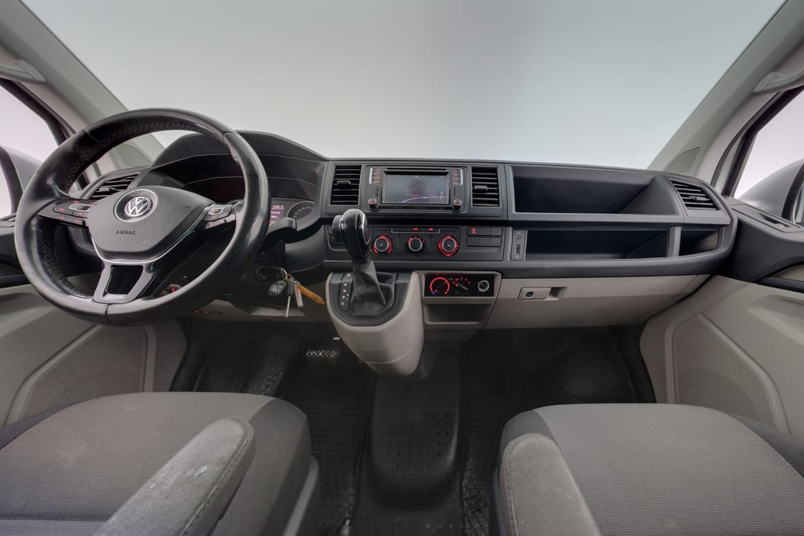 Volkswagen Transporter 2016 - miniatyr 12