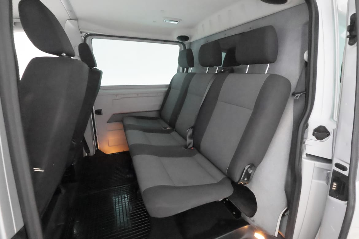 Volkswagen Transporter 2016 - miniatyr 17