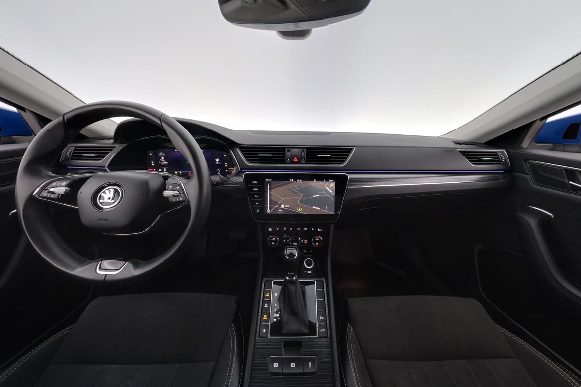 Škoda Superb 2023 - miniatyr 13