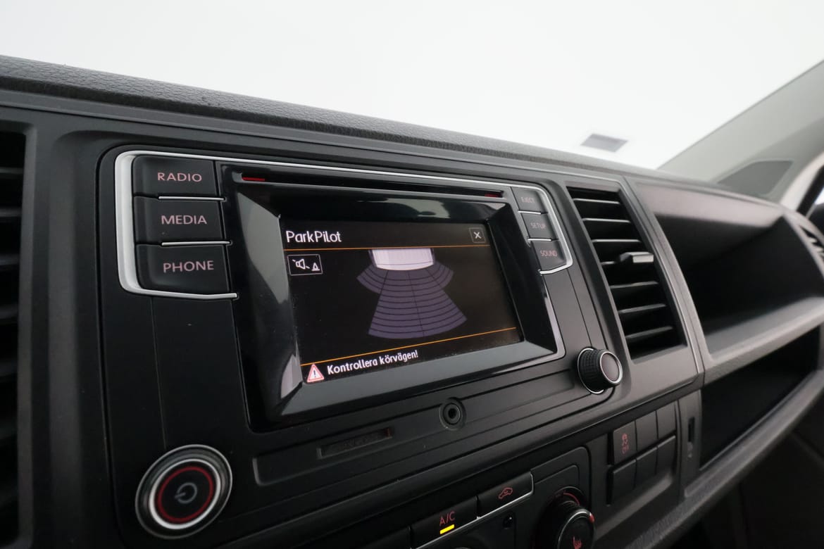 Volkswagen Transporter 2019 - miniatyr 23