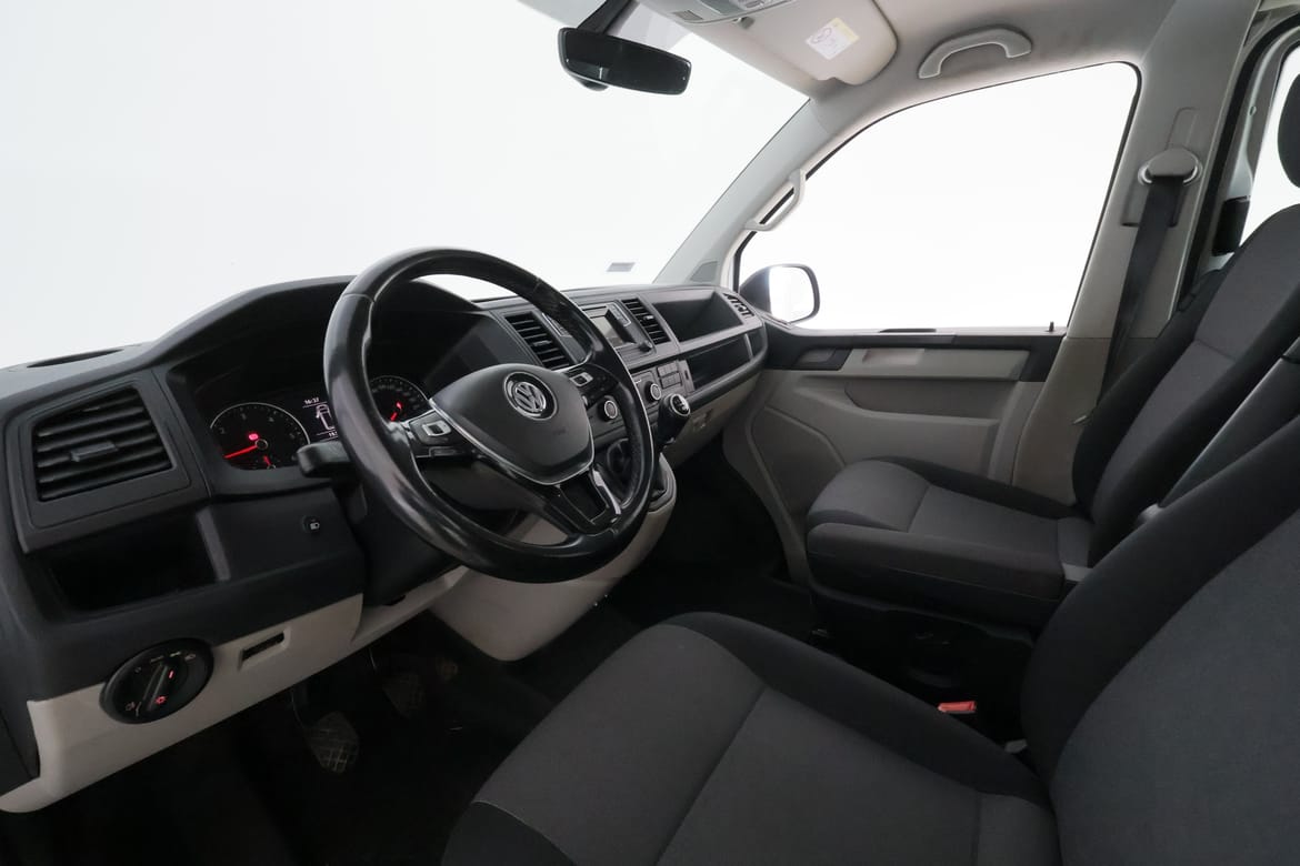 Volkswagen Transporter 2019 - miniatyr 10