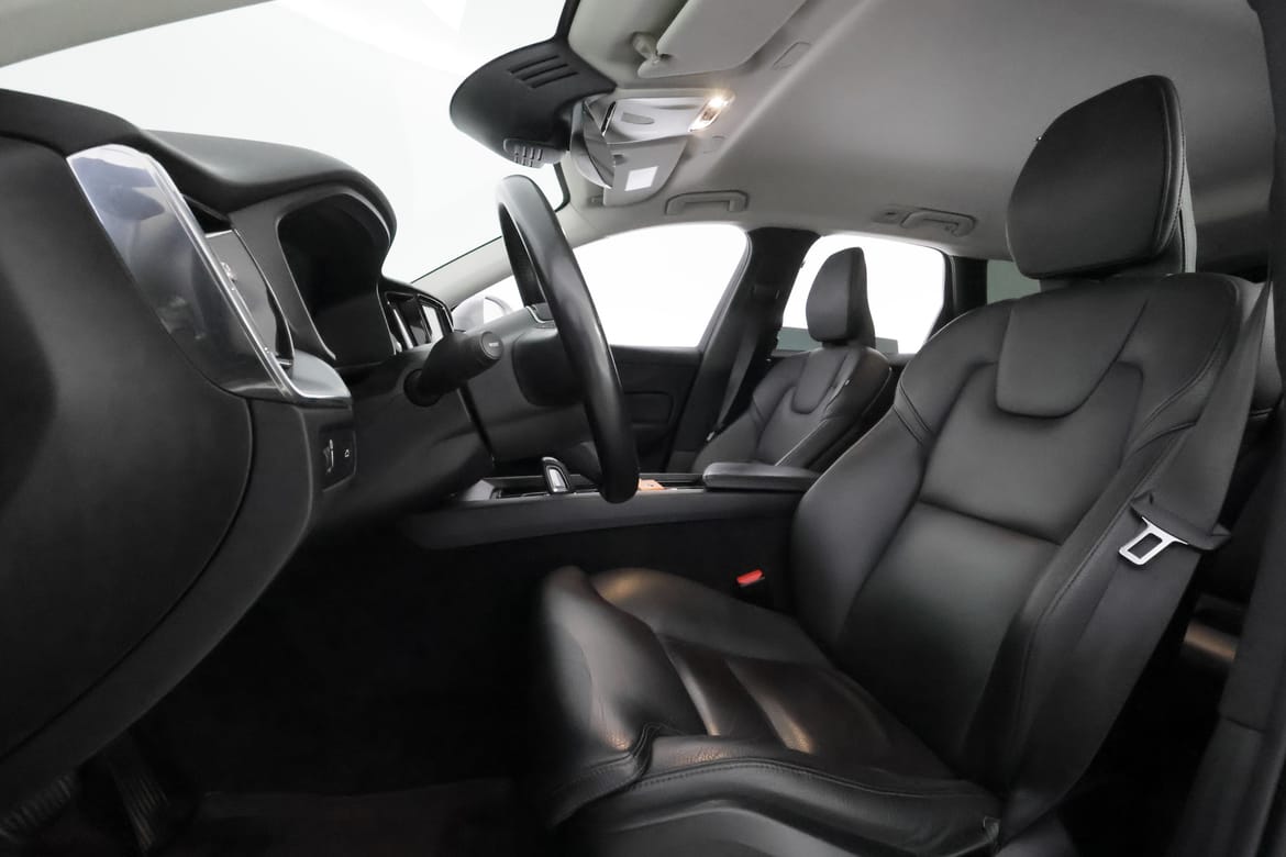 Volvo XC60 2021 - miniatyr 12