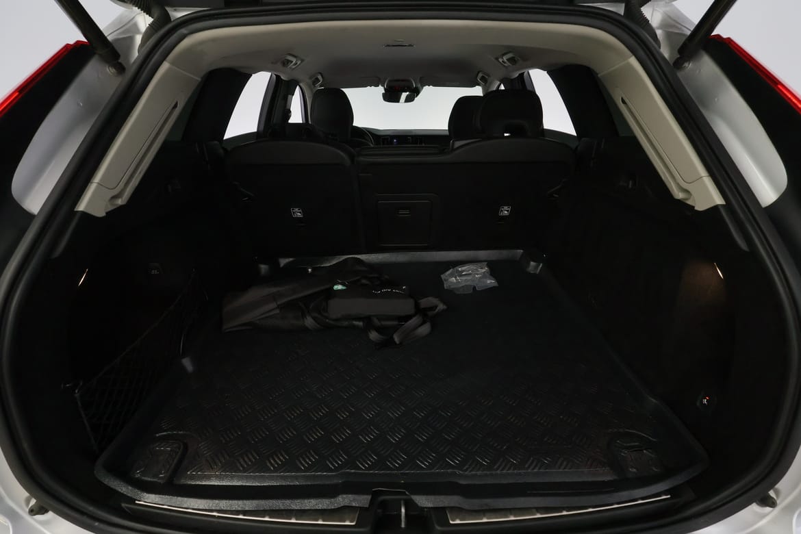Volvo XC60 2021 - miniatyr 8