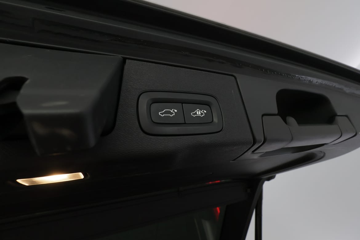 Volvo XC60 2021 - miniatyr 10