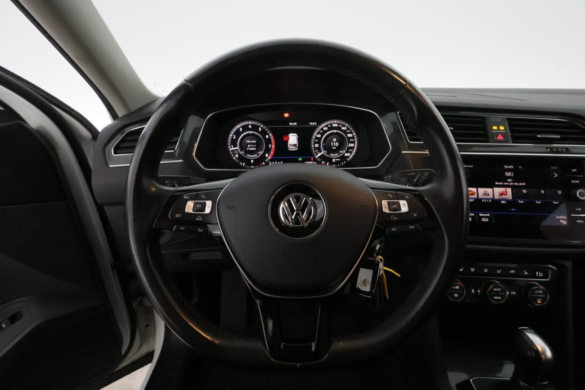 Volkswagen Tiguan 2018 - miniatyr 18