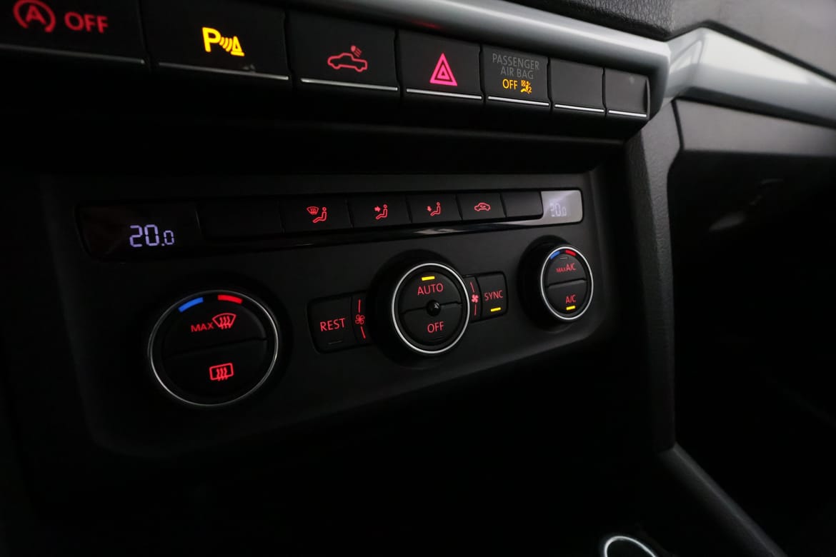 Volkswagen Amarok 2019 - miniatyr 19
