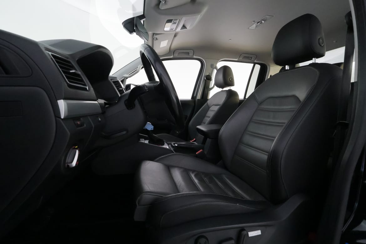 Volkswagen Amarok 2019 - miniatyr 9
