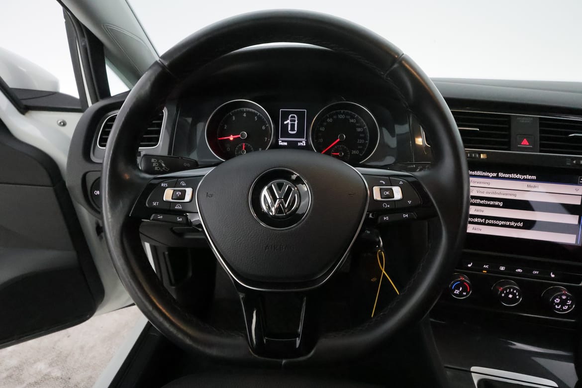 Volkswagen Golf 2018 - miniatyr 14