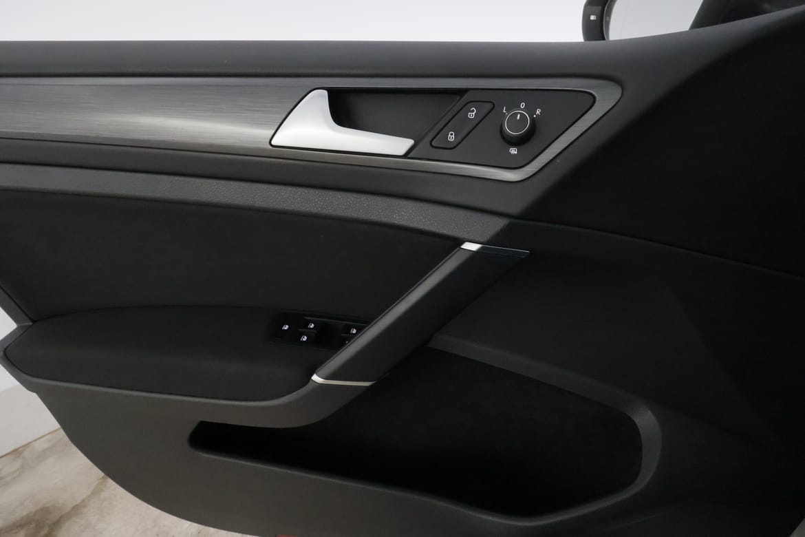 Volkswagen Golf 2018 - miniatyr 29