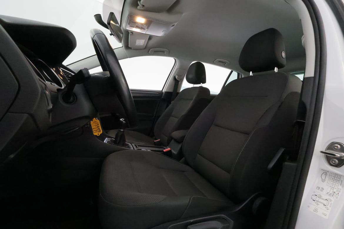 Volkswagen Golf 2018 - miniatyr 10