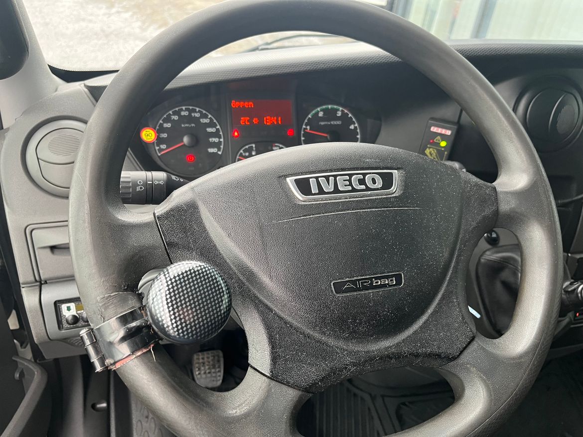 Iveco Daily 2014 - miniatyr 9