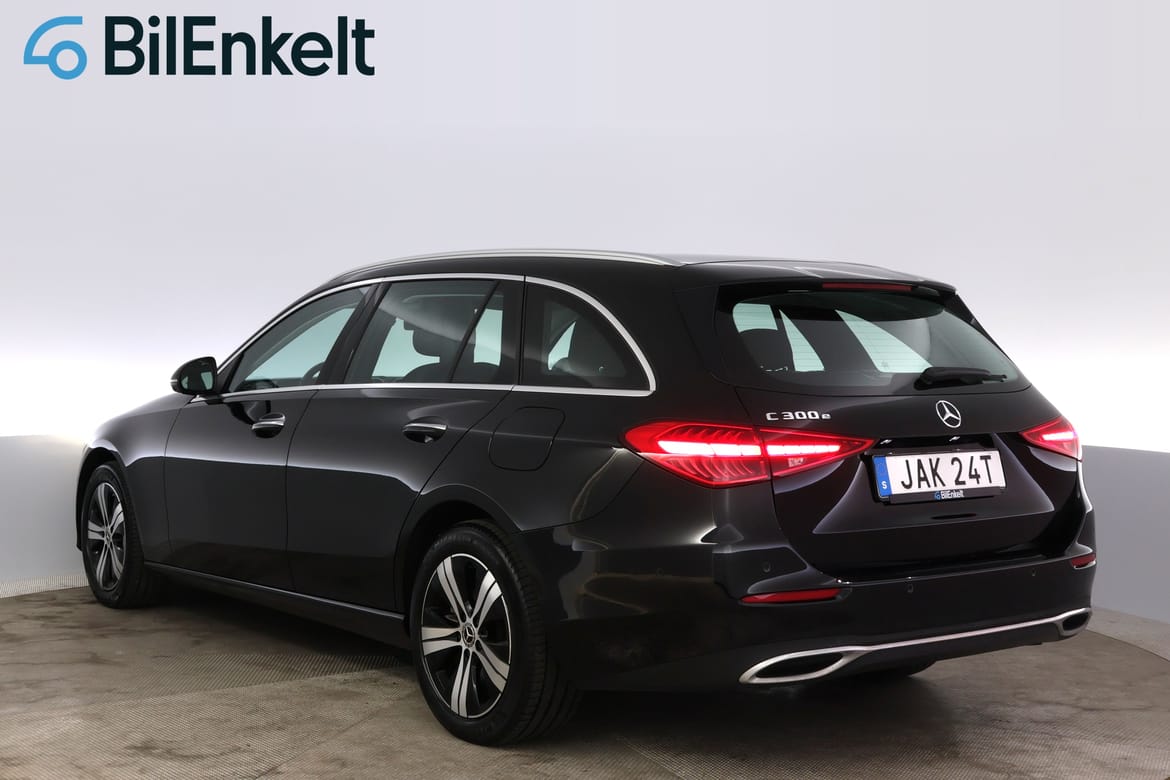 Mercedes-Benz C-Klass 2023 - miniatyr 6