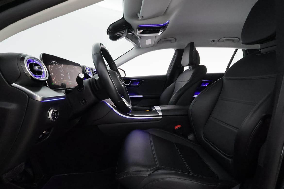 Mercedes-Benz C-Klass 2023 - miniatyr 10
