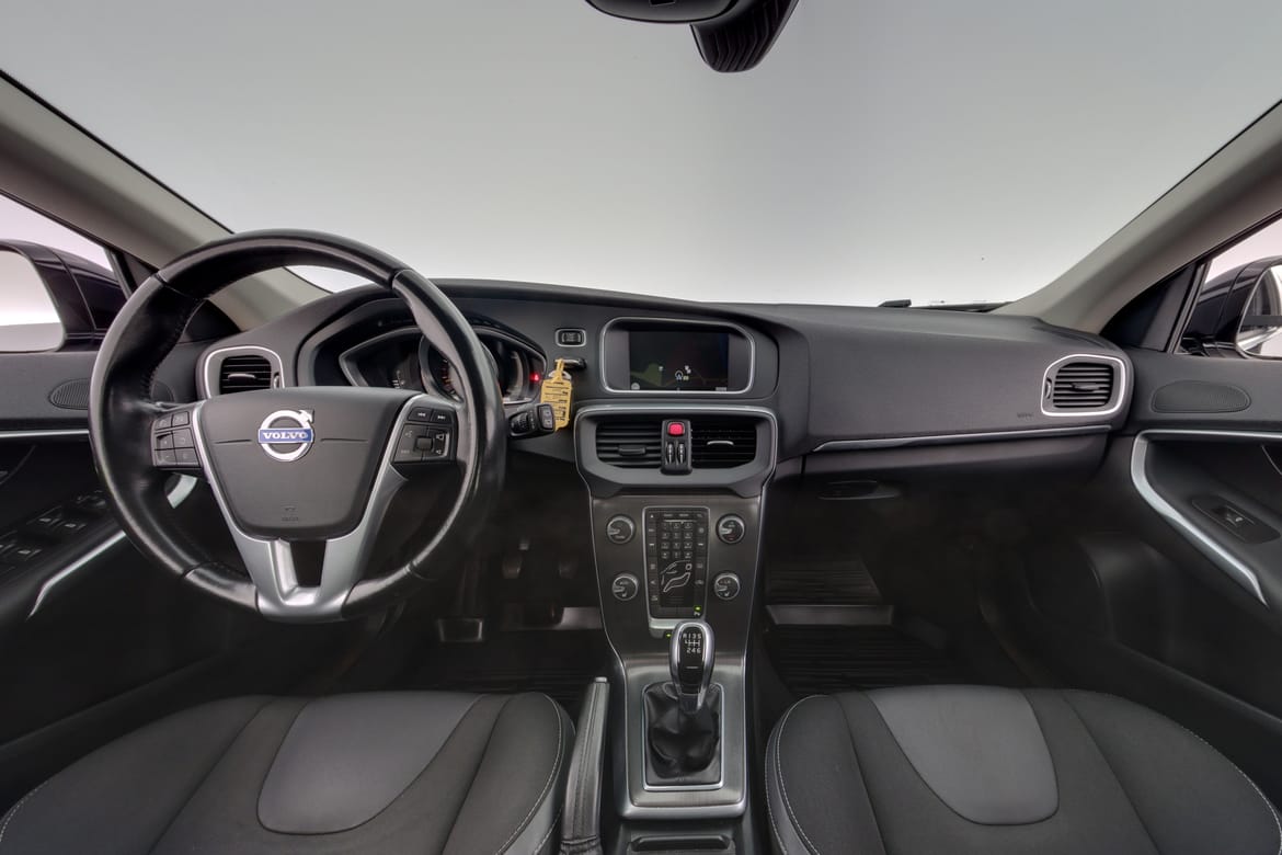 Volvo V40 2015 - miniatyr 12
