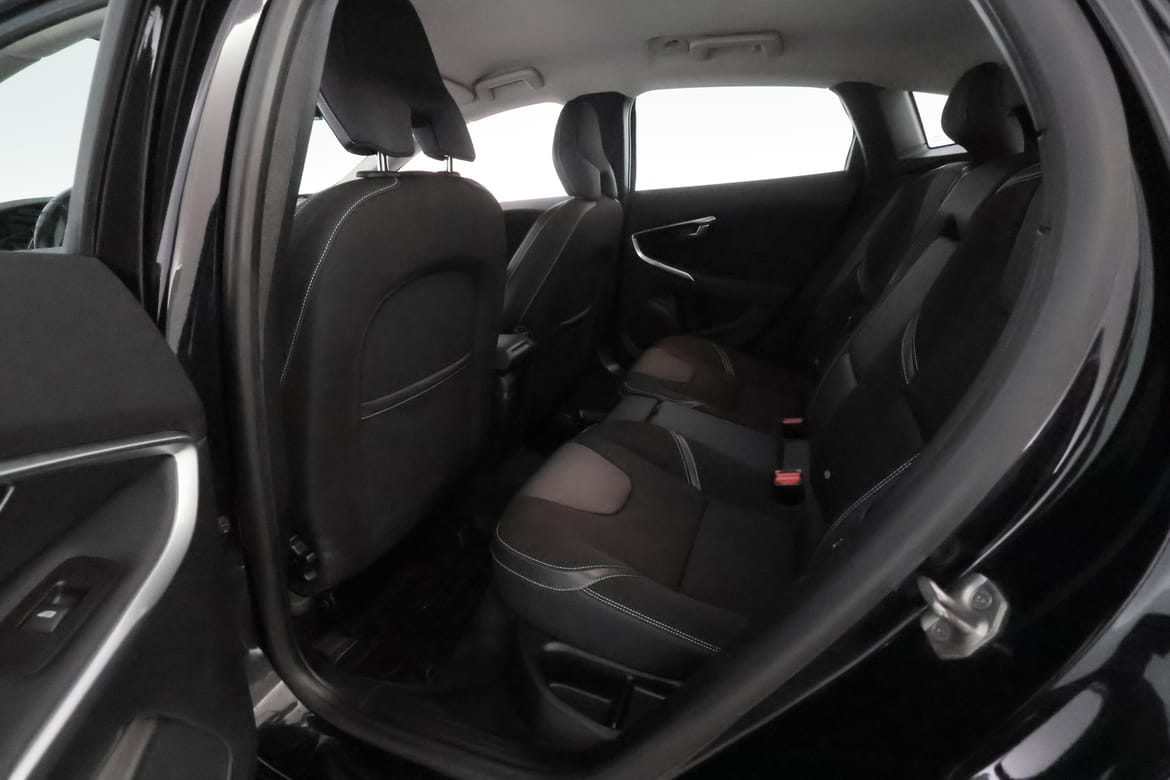 Volvo V40 2015 - miniatyr 17