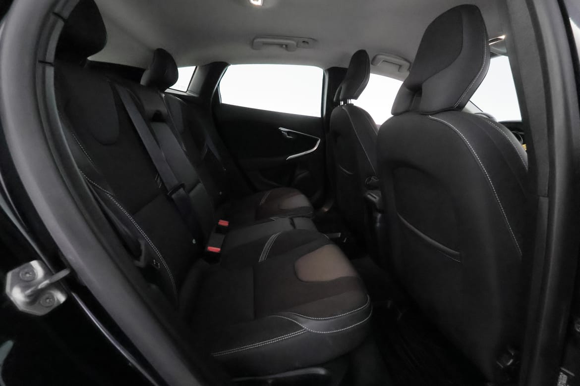 Volvo V40 2015 - miniatyr 18
