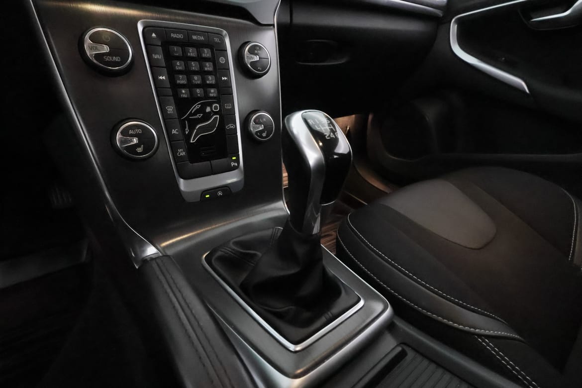 Volvo V40 2015 - miniatyr 19