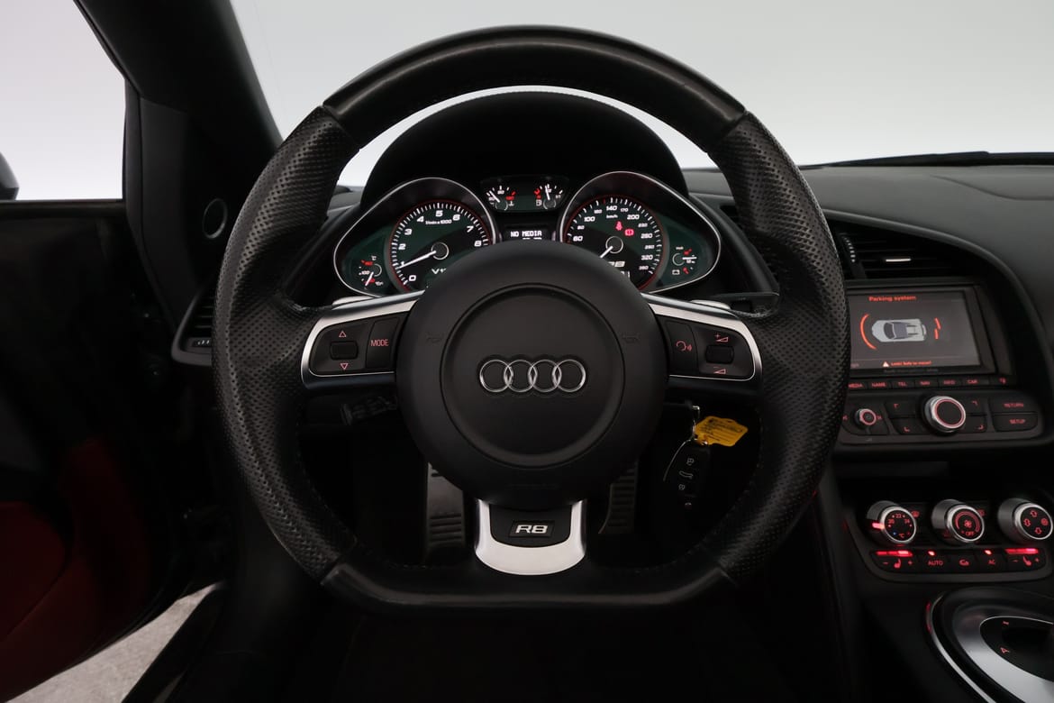Audi R8 2012 - miniatyr 11