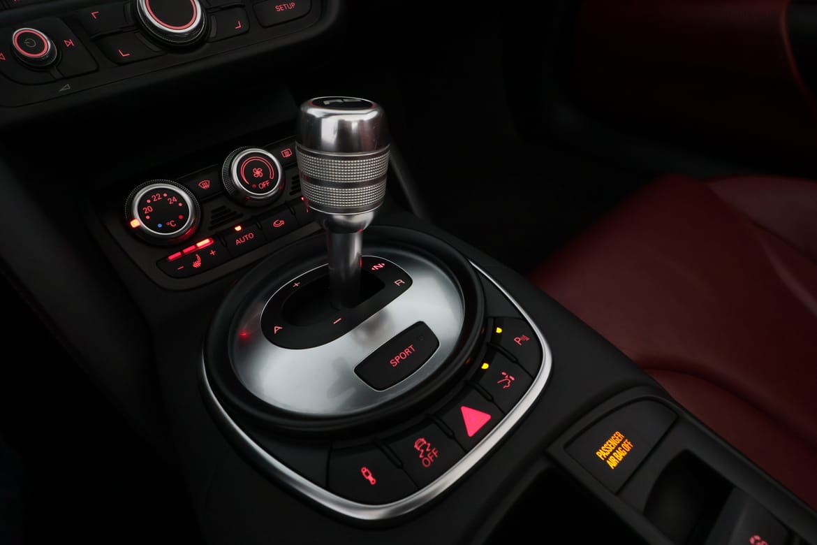 Audi R8 2012 - miniatyr 13