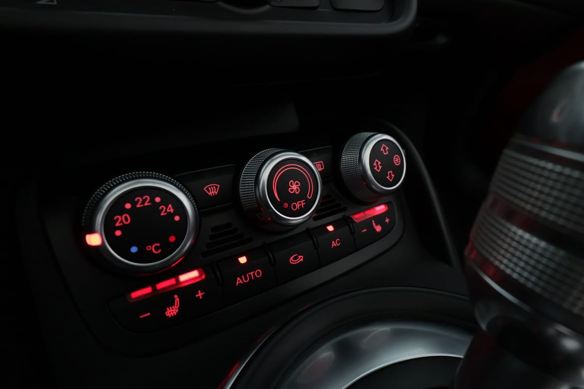 Audi R8 2012 - miniatyr 15