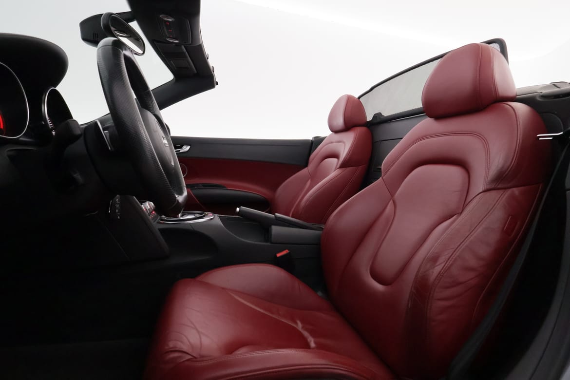 Audi R8 2012 - miniatyr 9