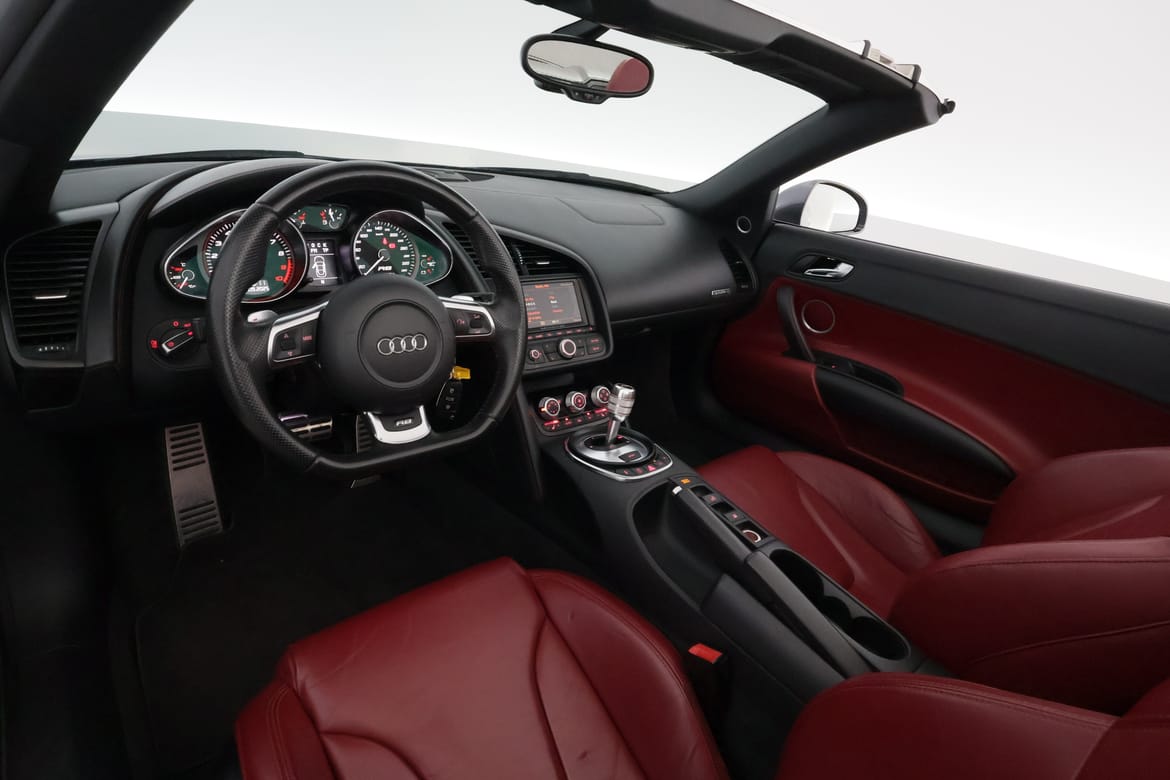 Audi R8 2012 - miniatyr 10