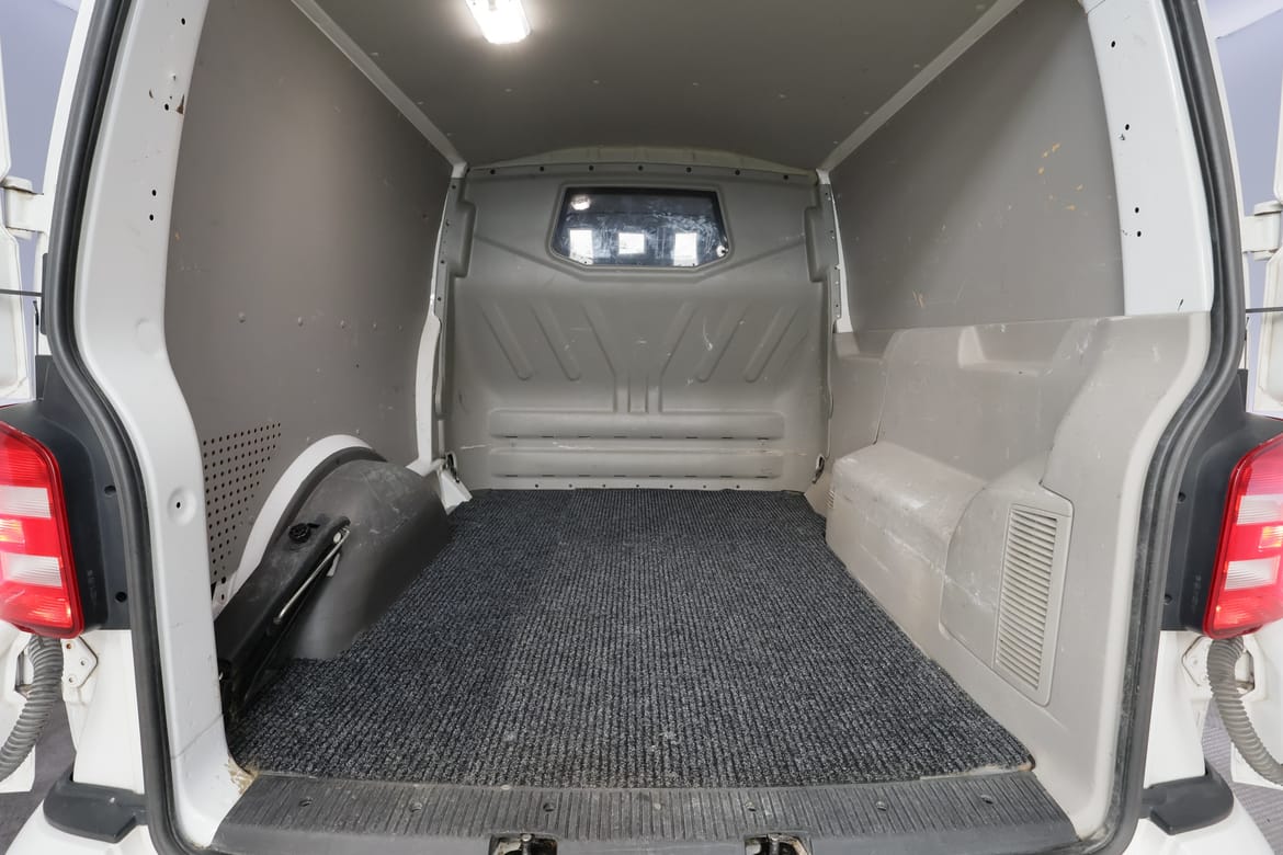 Volkswagen Transporter 2017 - miniatyr 6