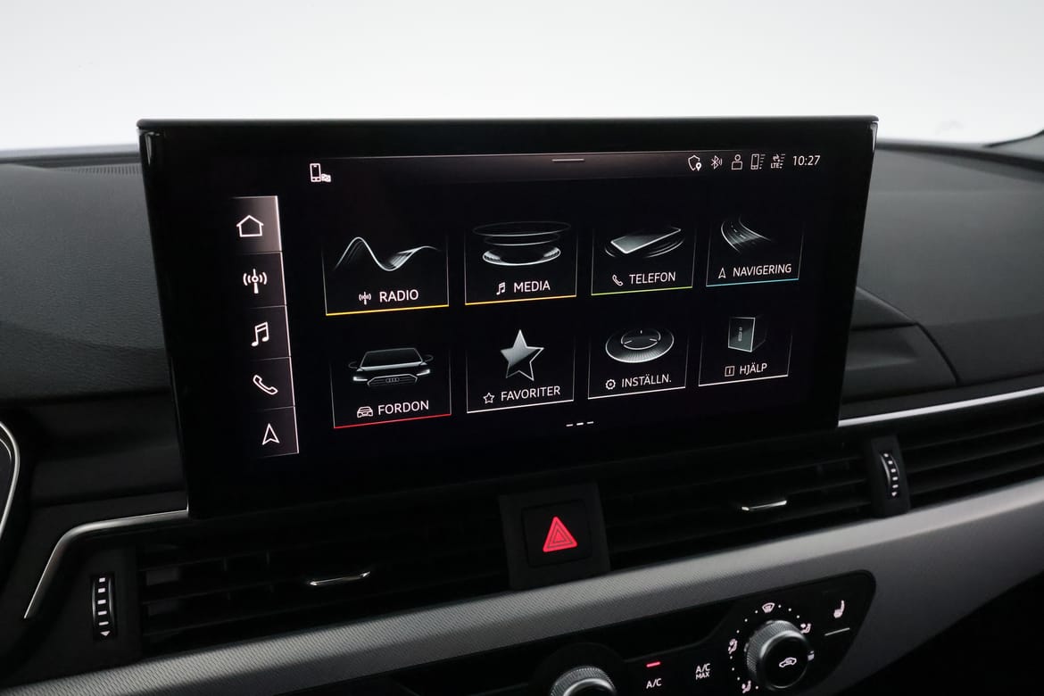 Audi A4 2023 - miniatyr 32