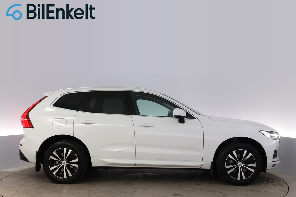 Volvo XC60 2021 - miniatyr 2