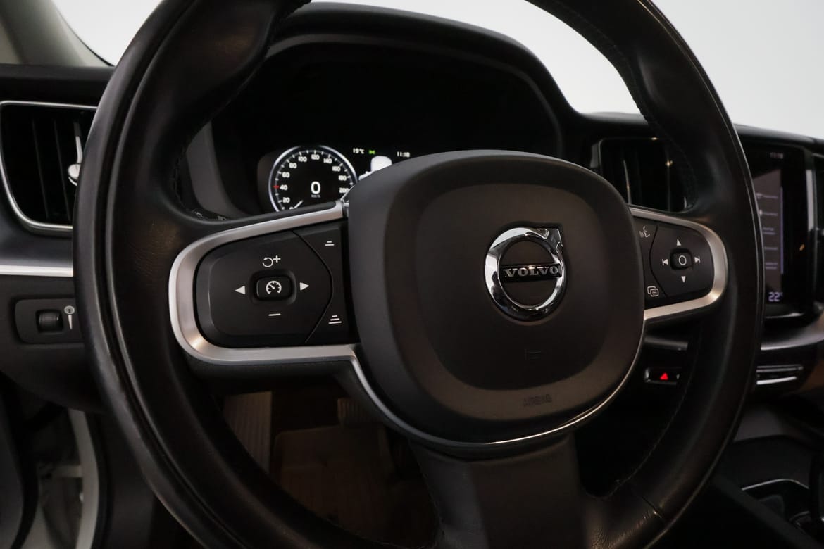 Volvo XC60 2021 - miniatyr 17