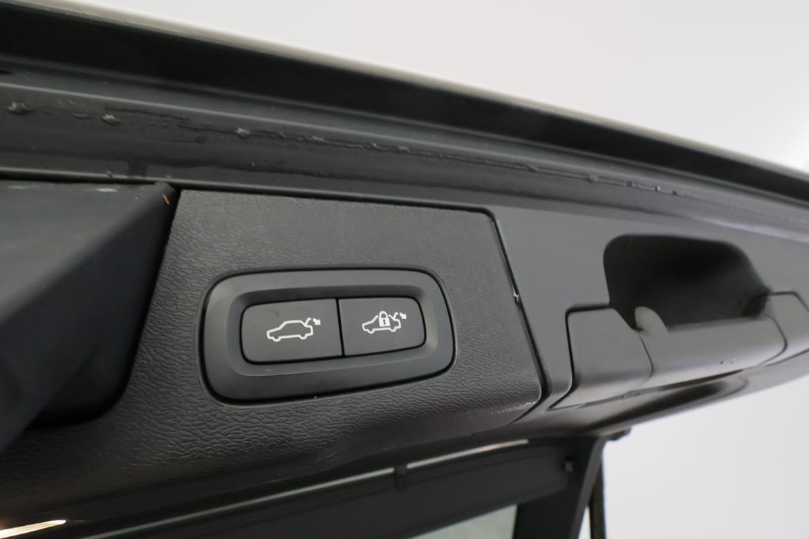 Volvo XC60 2021 - miniatyr 10