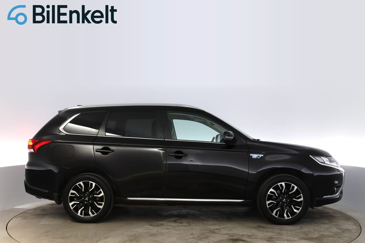 Mitsubishi Outlander 2018 - miniatyr 2