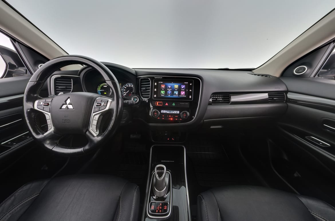 Mitsubishi Outlander 2018 - miniatyr 13