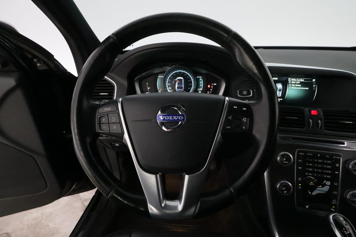 Volvo XC60 2015 - miniatyr 14