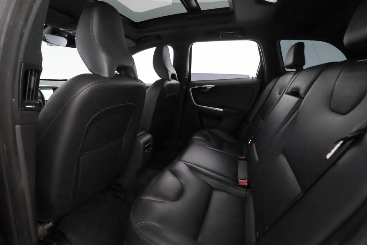 Volvo XC60 2015 - miniatyr 17
